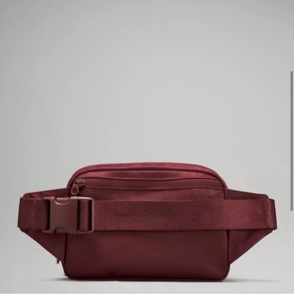 Lululemon Everywhere Belt Bag NWT Red Merlot w/Lulu Bag main image 6